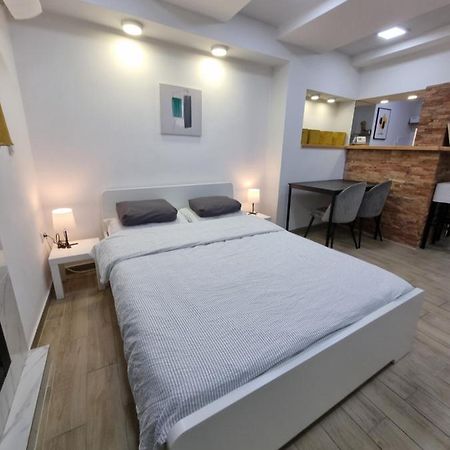 Apartament Elegant Yellow Submarine Belgrad Zewnętrze zdjęcie